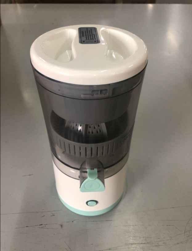 "360°Automatic-Portable Electric Juicer One-Click Healthy Juice Anywhere"